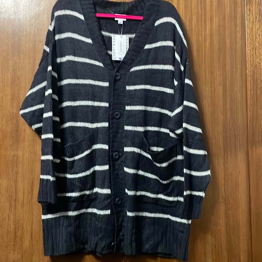 NWT LuLaRoe Lucille button down cardigan